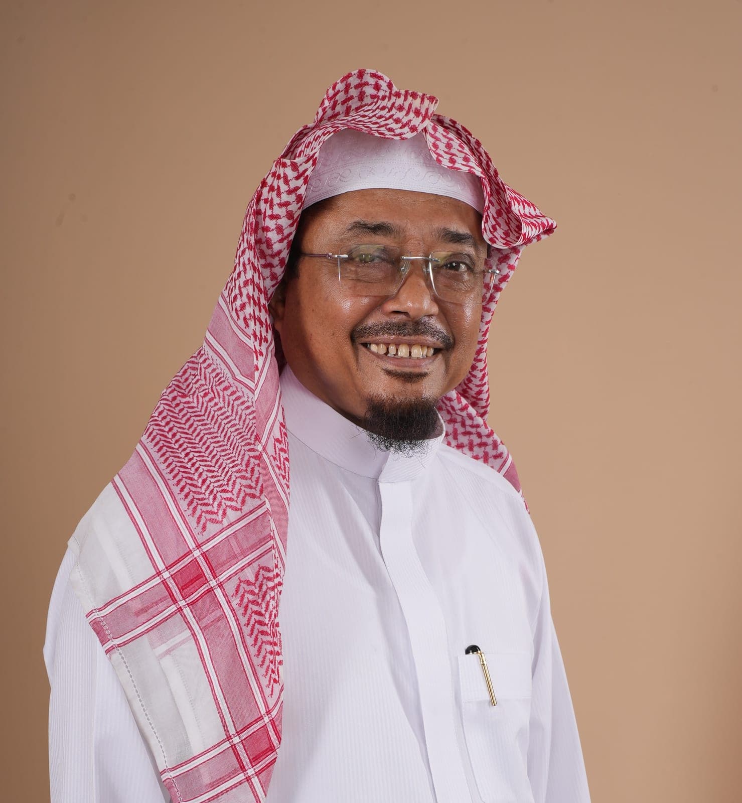 Environmental portrait of Dr. Noor Mohammed Badie.